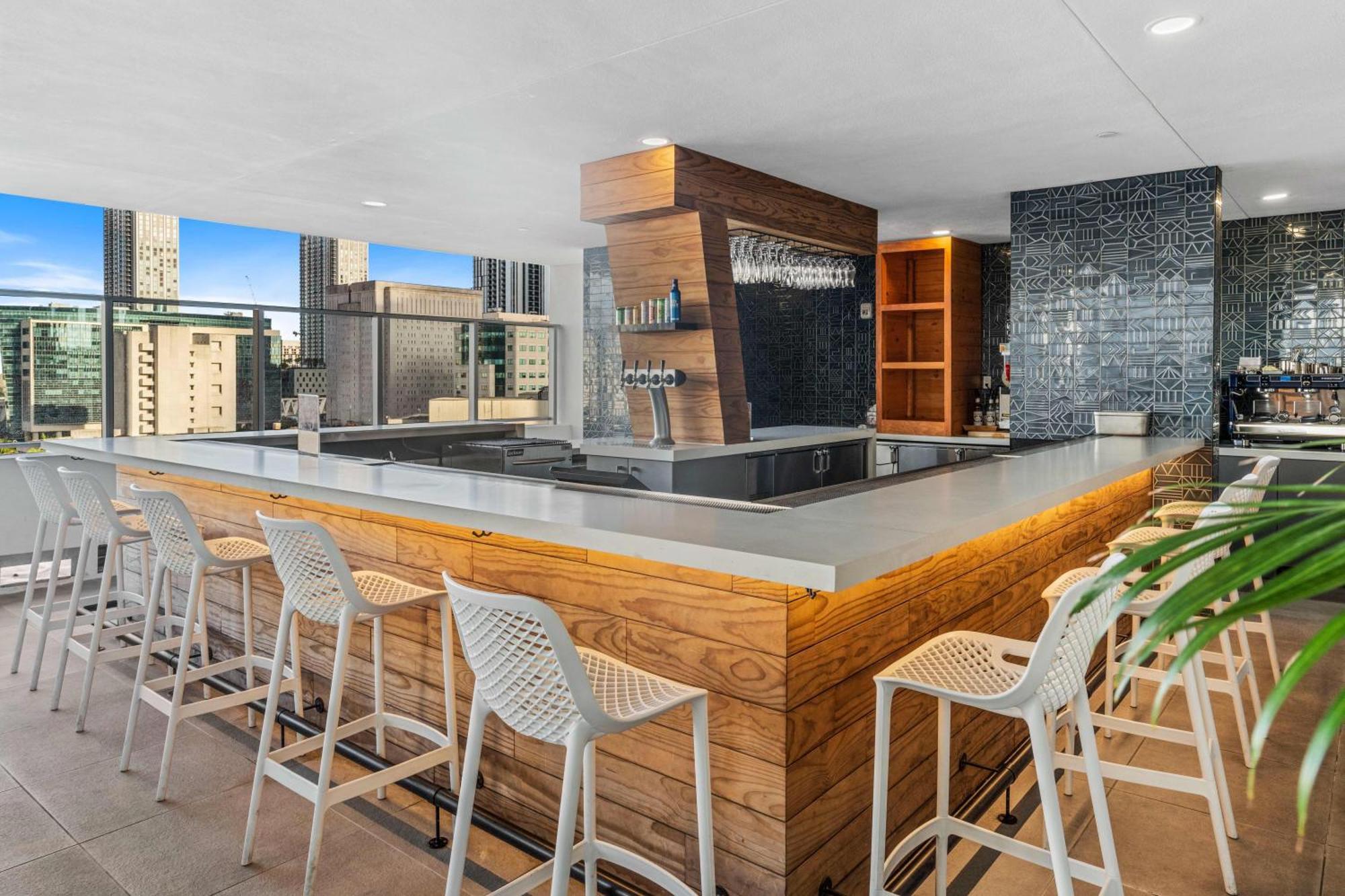 - Casiola Studio's - Near Cruise Terminal, Bayfront Park And Kaseya Center Apartamento *