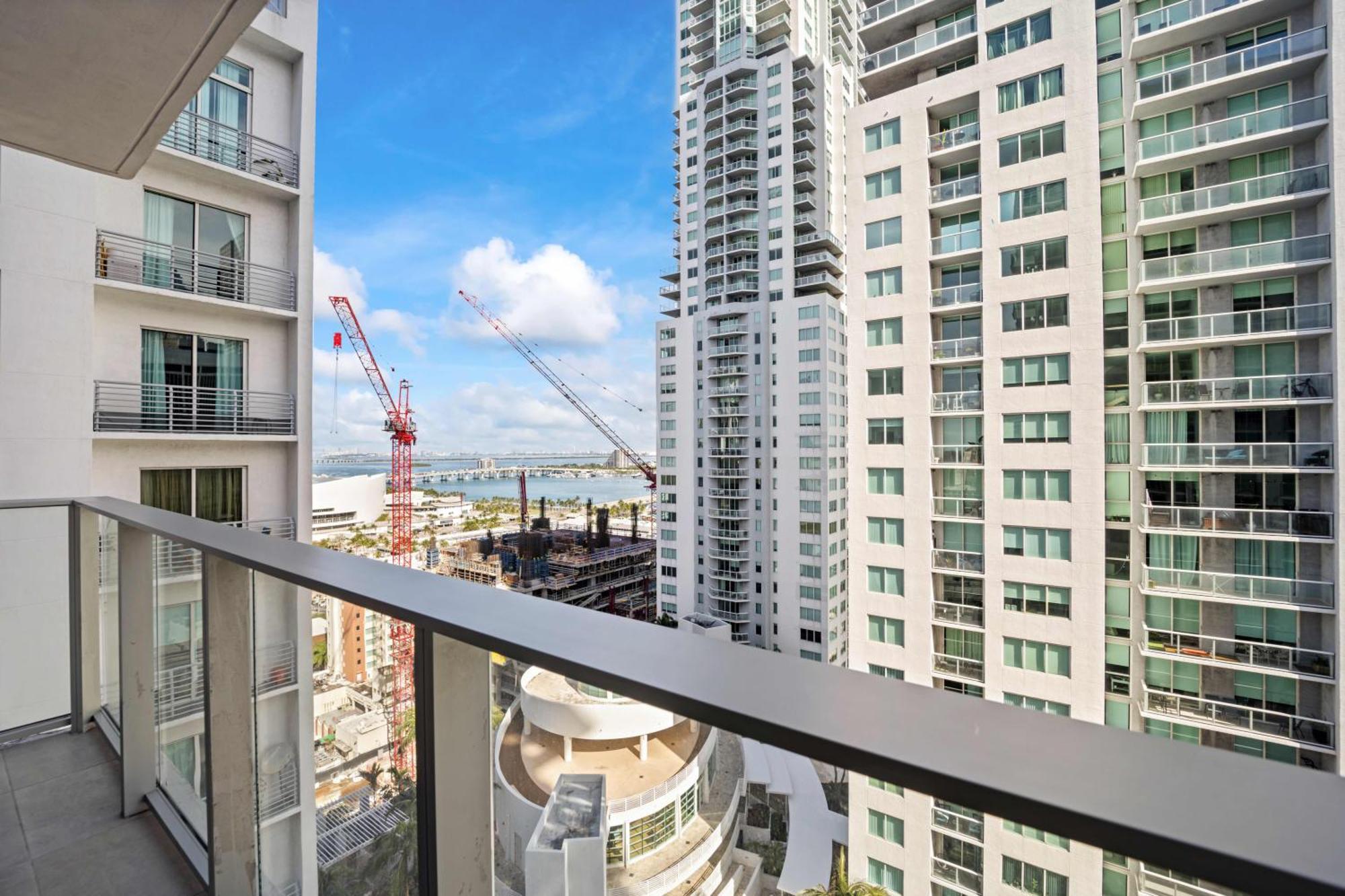 Appartement - Casiola Studio's - Near Cruise Terminal, Bayfront Park And Kaseya Center *